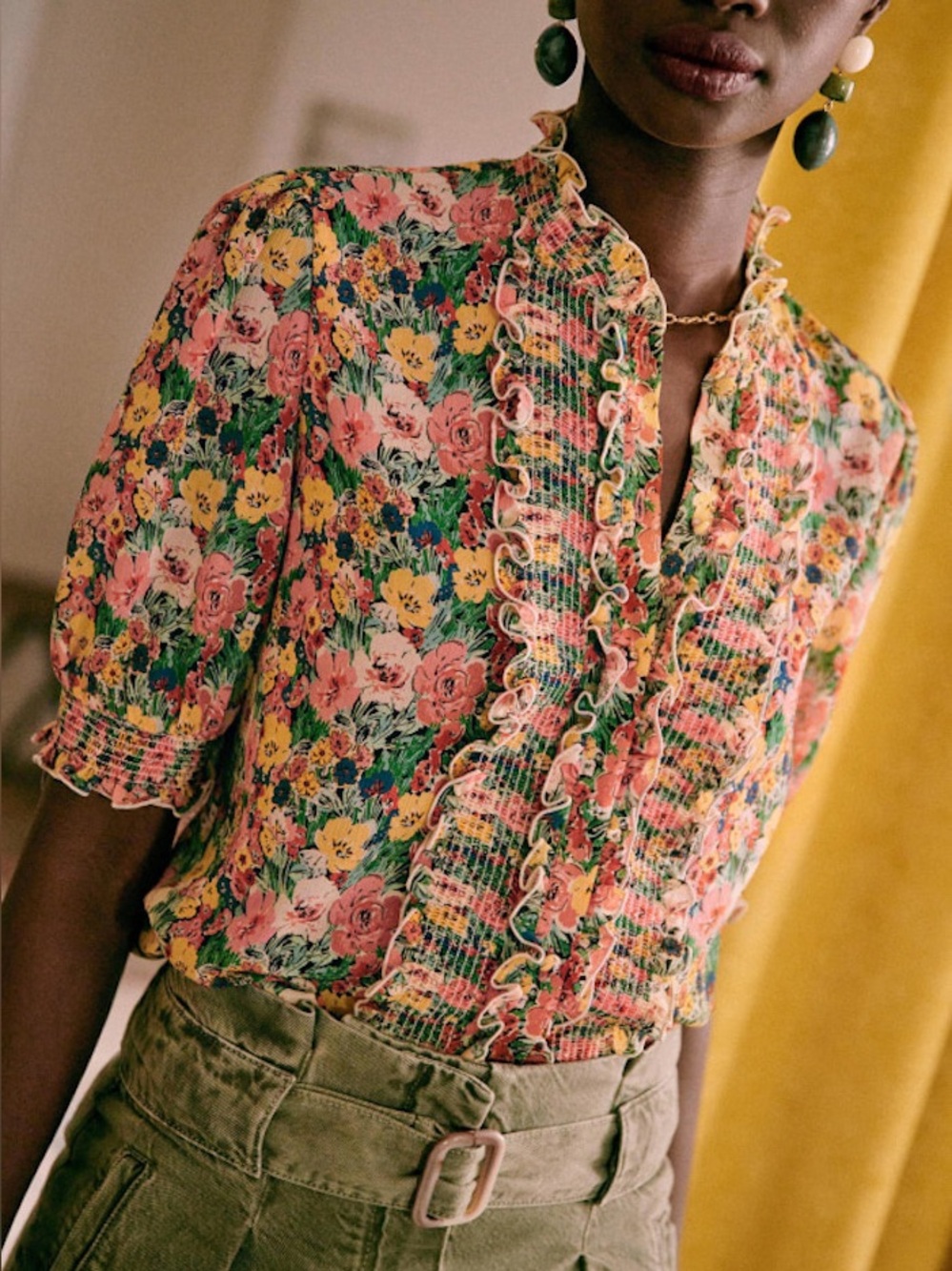 Sezane gorgeous Floral Ruffled Smocked Blouse in Pink, Yellow & Green size 40